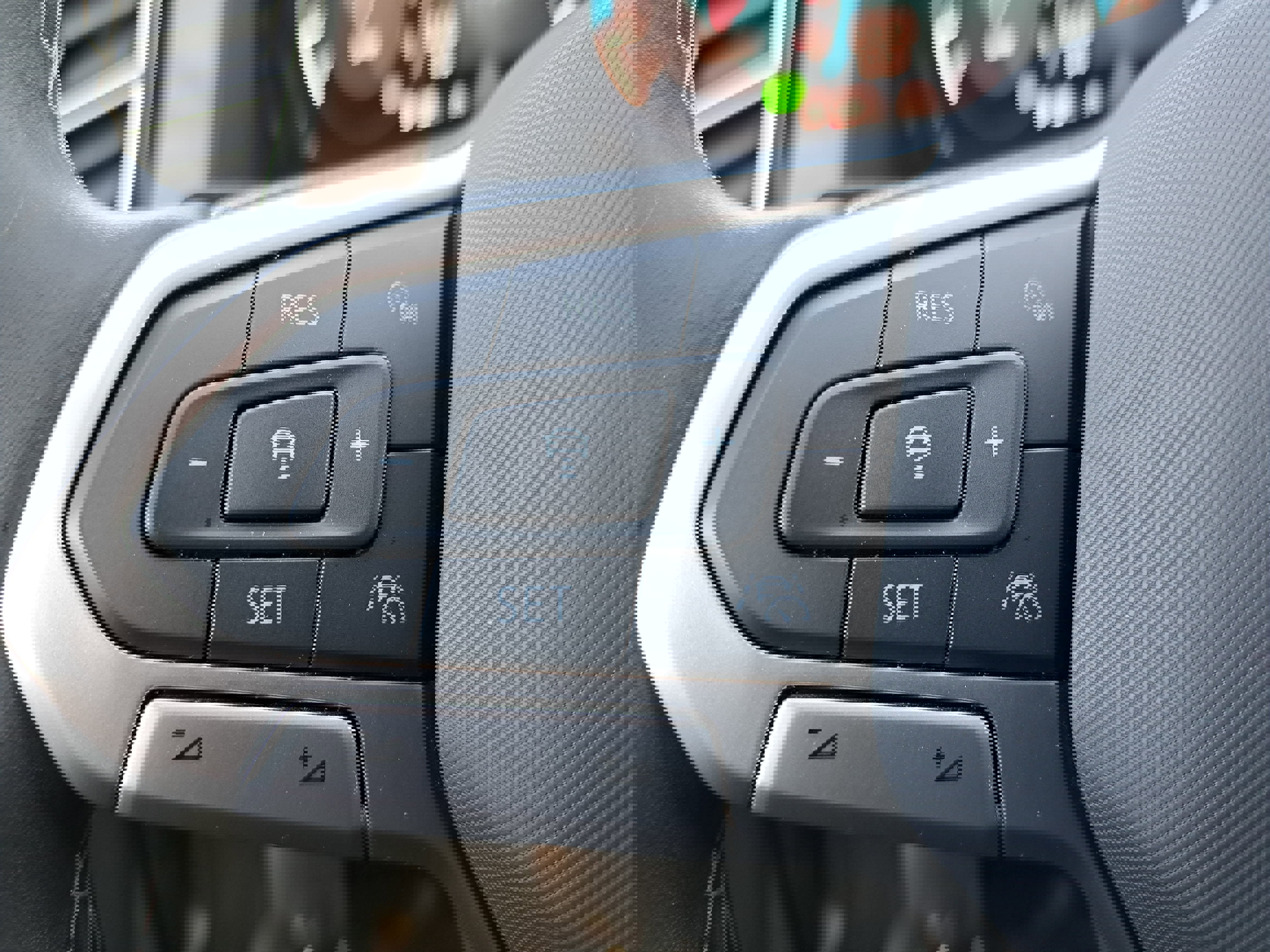 Used 2024 Volkswagen Atlas SE image 17