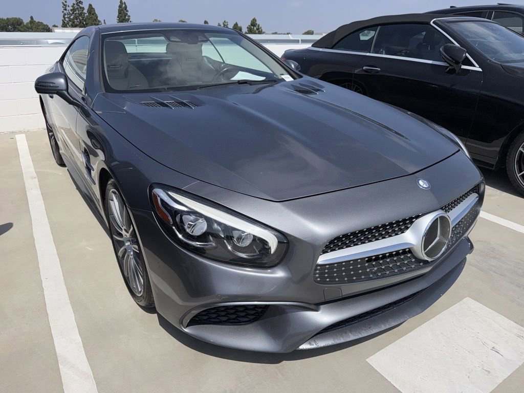Used 2017 Mercedes-Benz SL 450 image 3