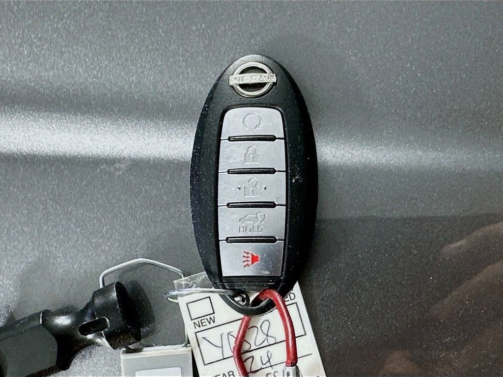 Used 2024 Nissan Armada SL image 36