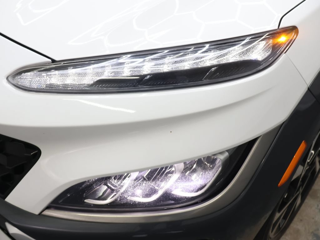 Used 2022 Hyundai Kona Limited FWD image 29