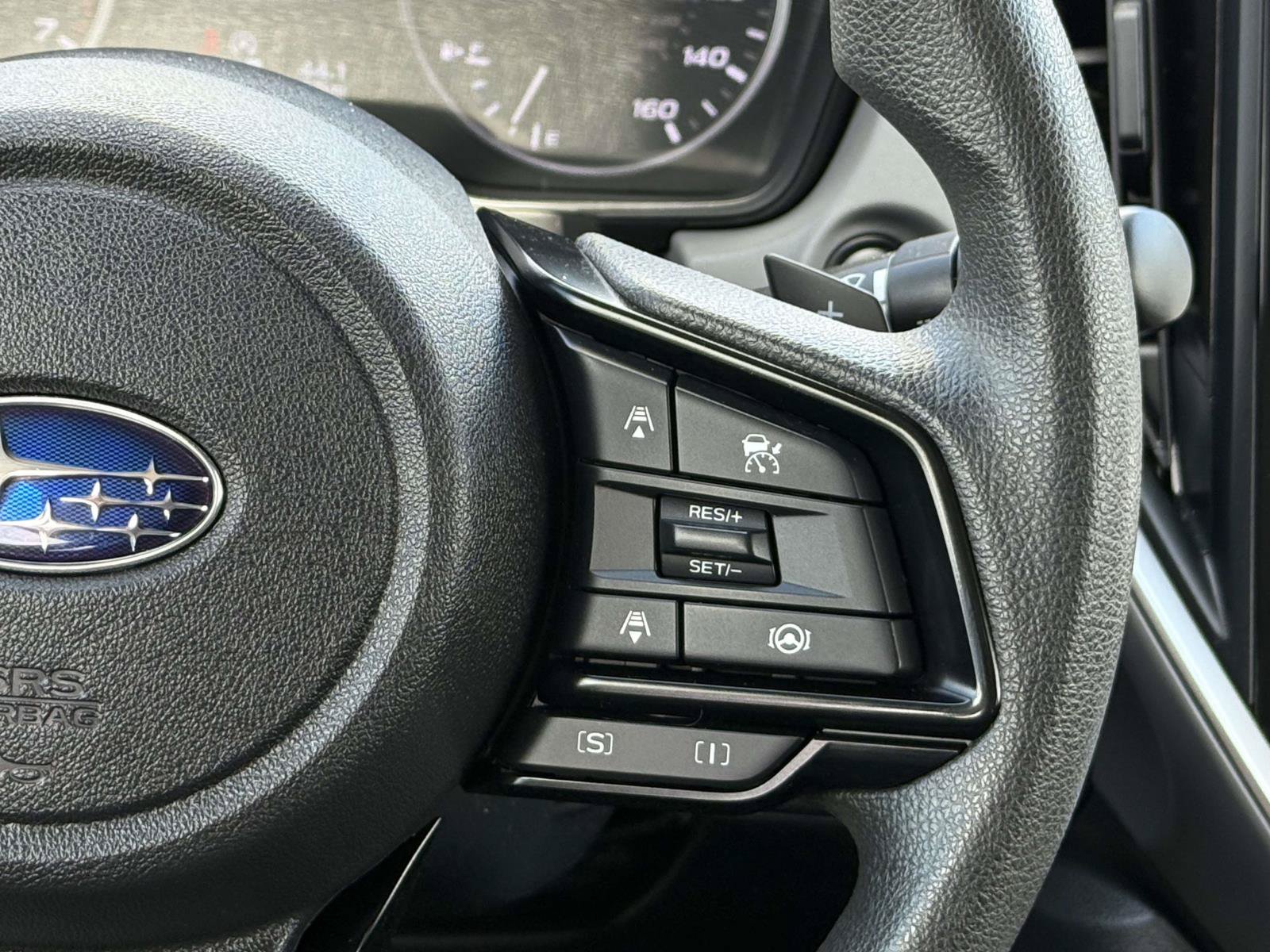 Used 2024 Subaru Crosstrek 2.0i Premium AWD/4WD image 12