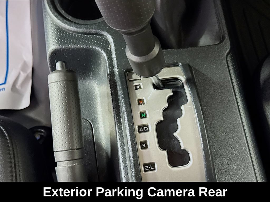 Used 2014 Toyota FJ Cruiser 4WD w/ Convenience Package image 21