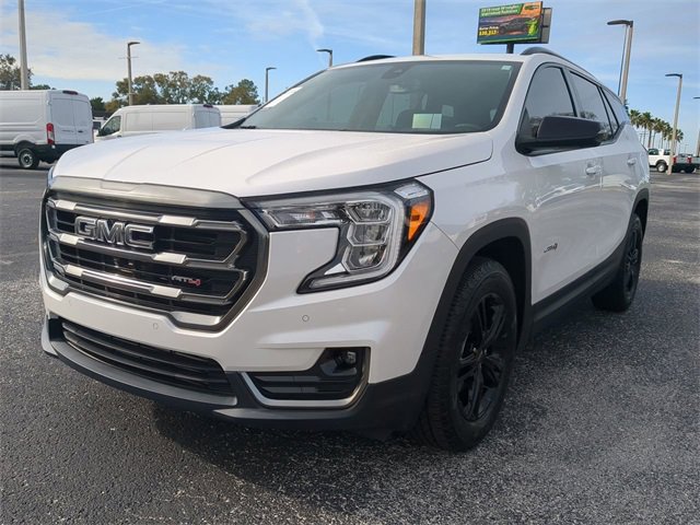 Used 2022 GMC Terrain AT4 w/ Infotainment Package II image 9
