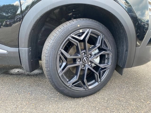 New 2026 Nissan Kicks SR w/ Cold Weather Package AWD/4WD image 30