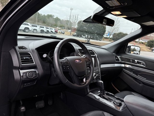 Used 2018 Ford Explorer Sport w/ Equipment Group 401A image 15
