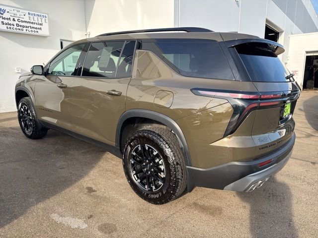 Certified 2024 Chevrolet Traverse Z71 w/ LPO, Floor Liner Package AWD/4WD image 4