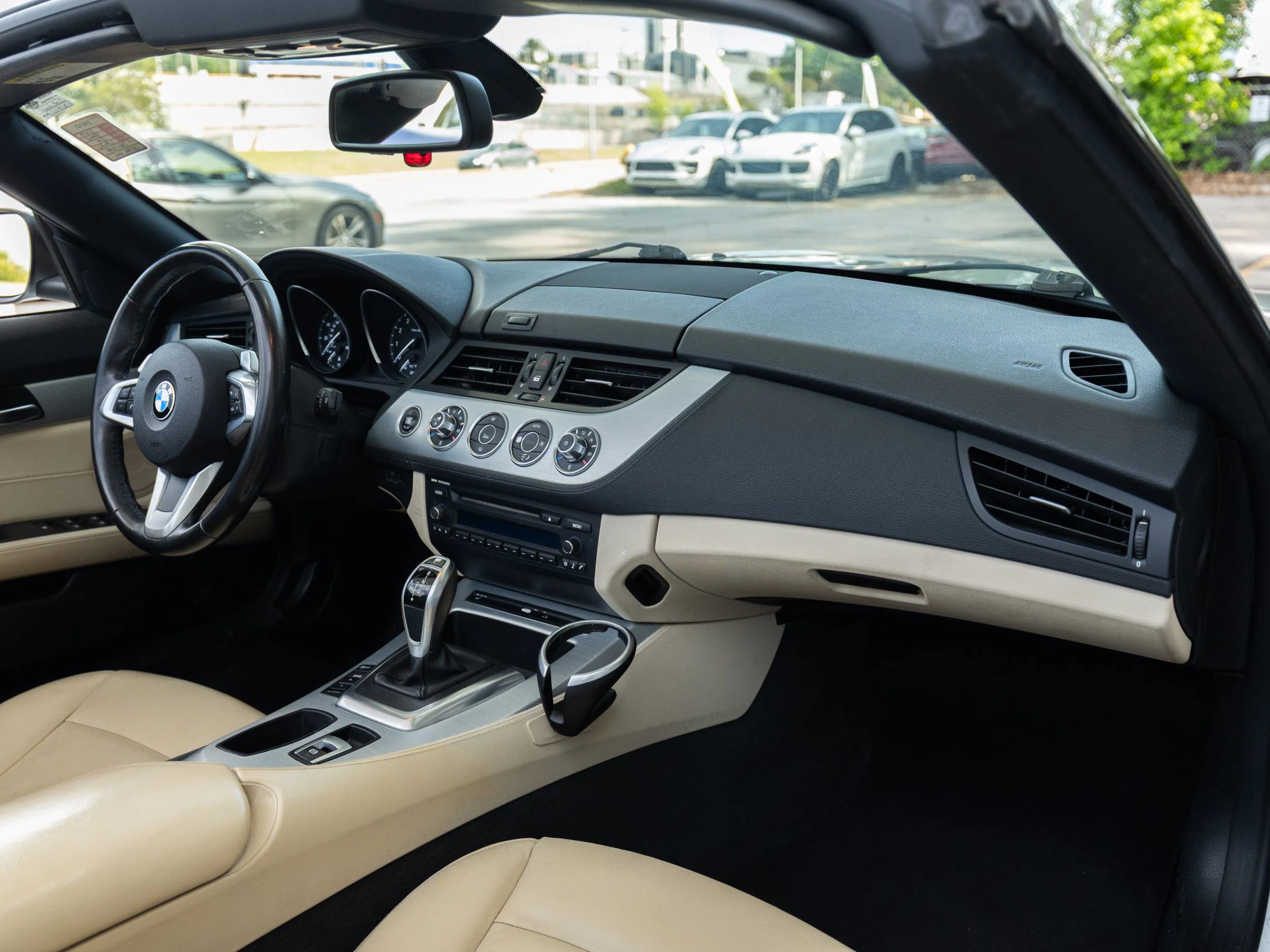 Used 2009 BMW Z4 sDrive35i RWD image 28