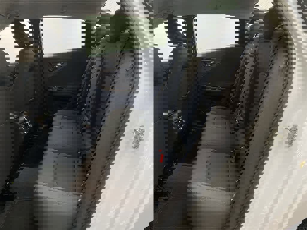 Used 2023 Chevrolet Malibu LT image 18