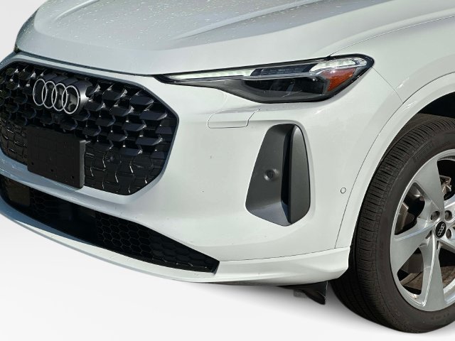Certified 2025 Audi Q5 Premium Plus AWD/4WD image 8