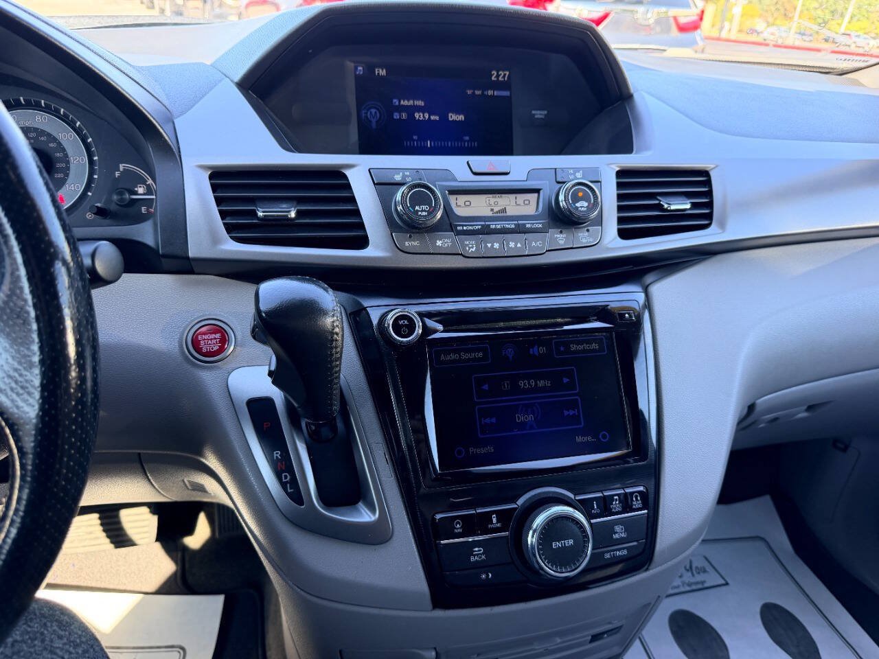 Used 2015 Honda Odyssey Touring Elite image 48