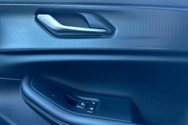 Used 2023 Jeep Grand Cherokee L Altitude image 19