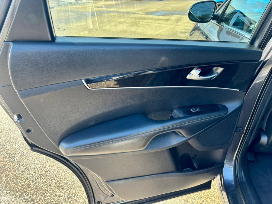Used 2018 Kia Sorento LX w/ LX V6 Convenience Package image 21