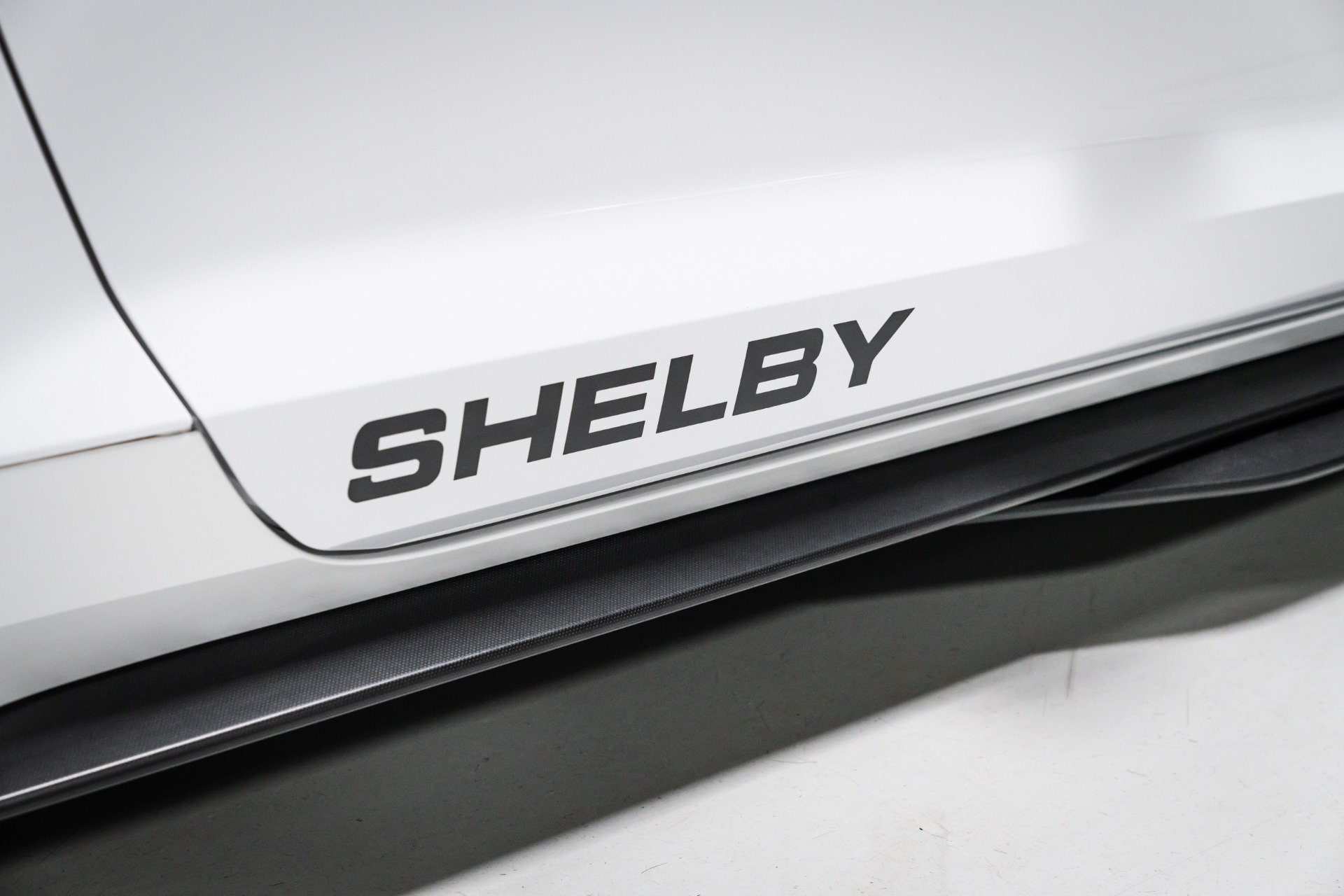Used 2022 Ford Mustang Shelby GT500 w/ Carbon Fiber Track Pack RWD image 15