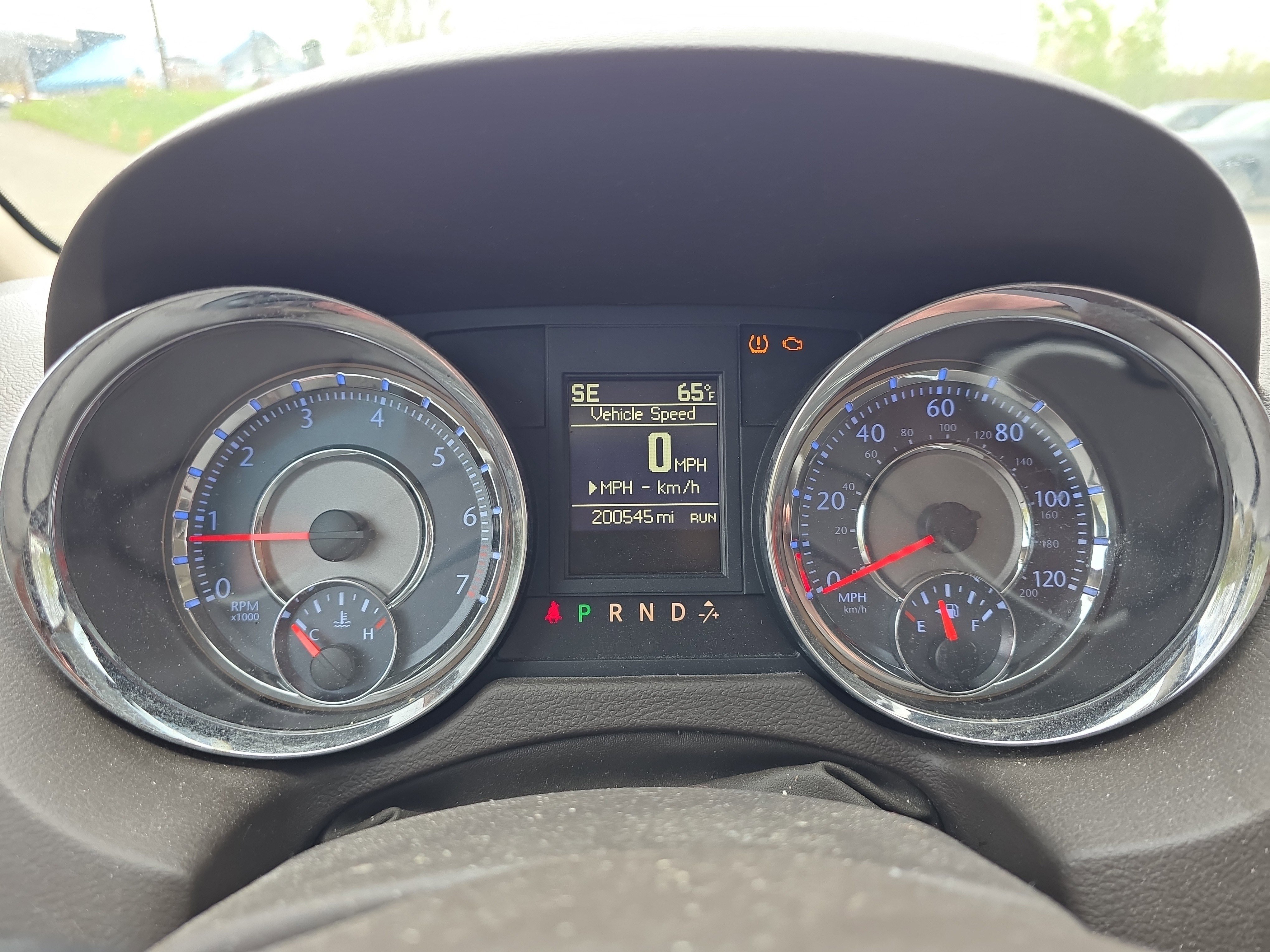 Used 2015 Chrysler Town & Country Touring w/ Driver Convenience Group FWD image 11