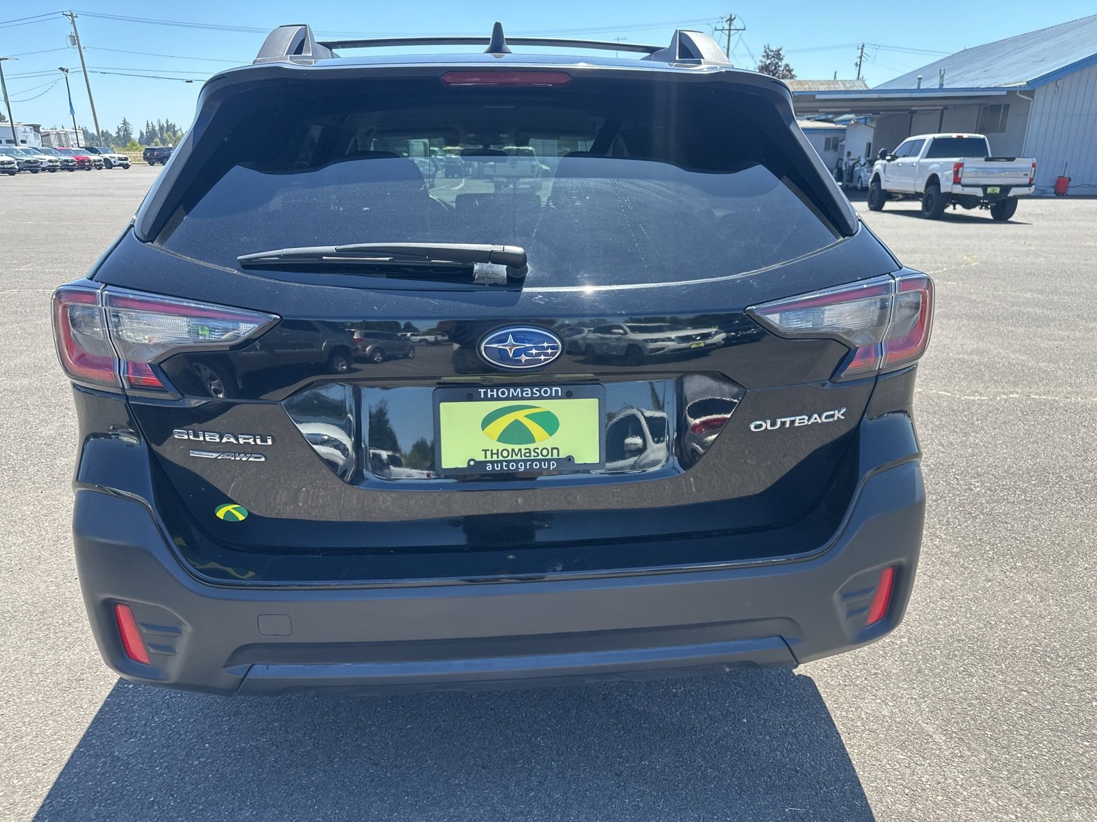 Used 2020 Subaru Outback Premium image 7