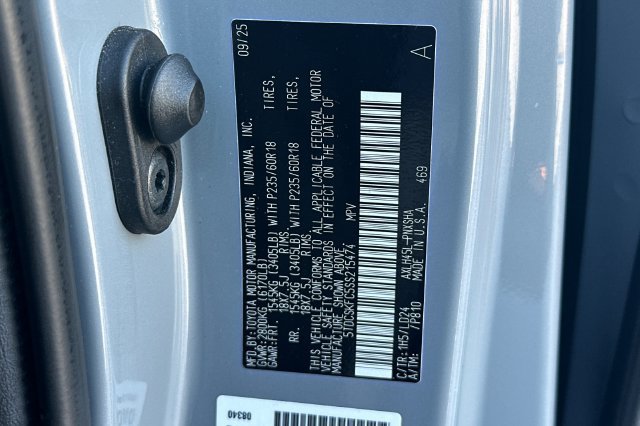 Certified 2025 Toyota Sienna XSE w/ XSE Premium Package AWD/4WD image 29