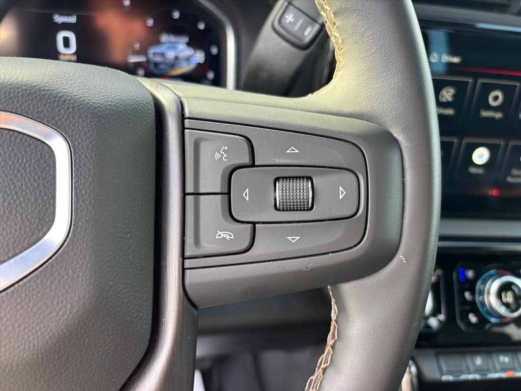 Used 2025 GMC Sierra 2500 AT4 w/ AT4 Premium Plus Package AWD/4WD image 18