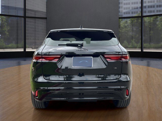 New 2026 Jaguar F-PACE R-Dynamic S image 12