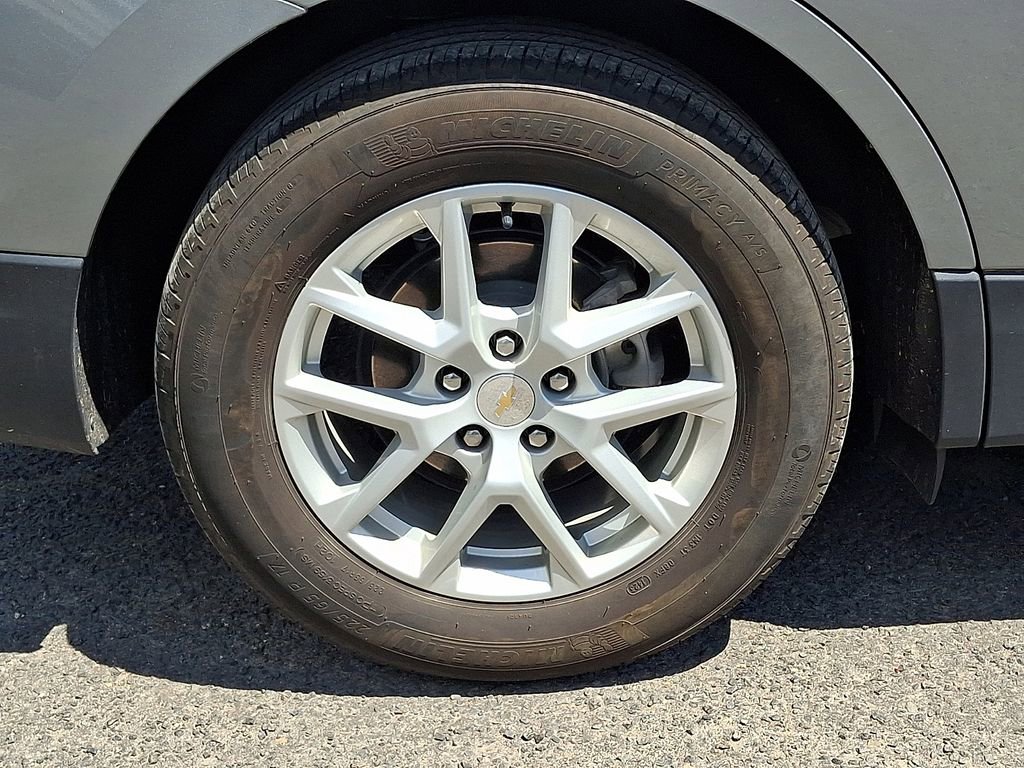 Used 2024 Chevrolet Equinox LT FWD image 34