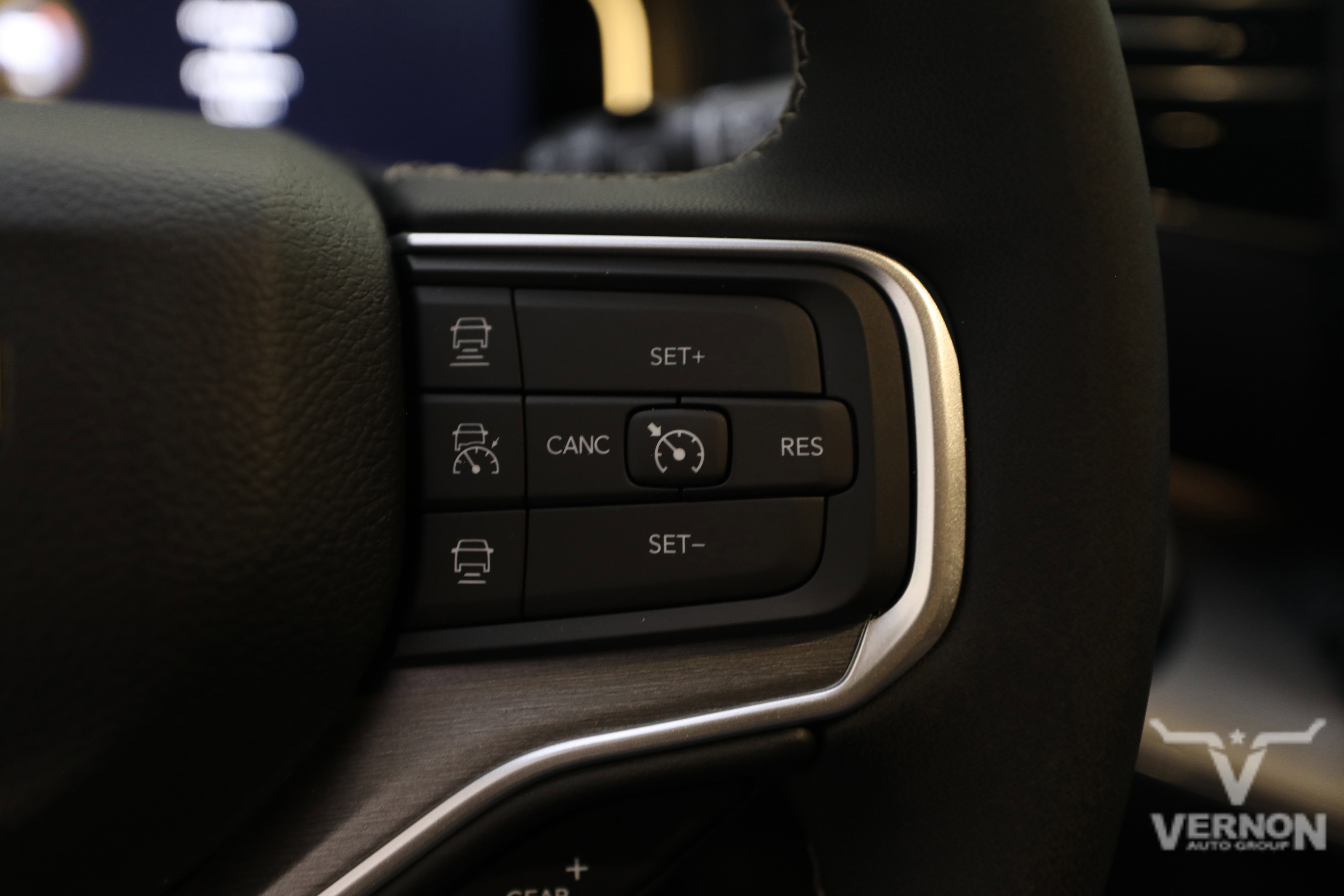 New 2025 Jeep Wagoneer Base 4x4 w/ Convenience Group I image 25