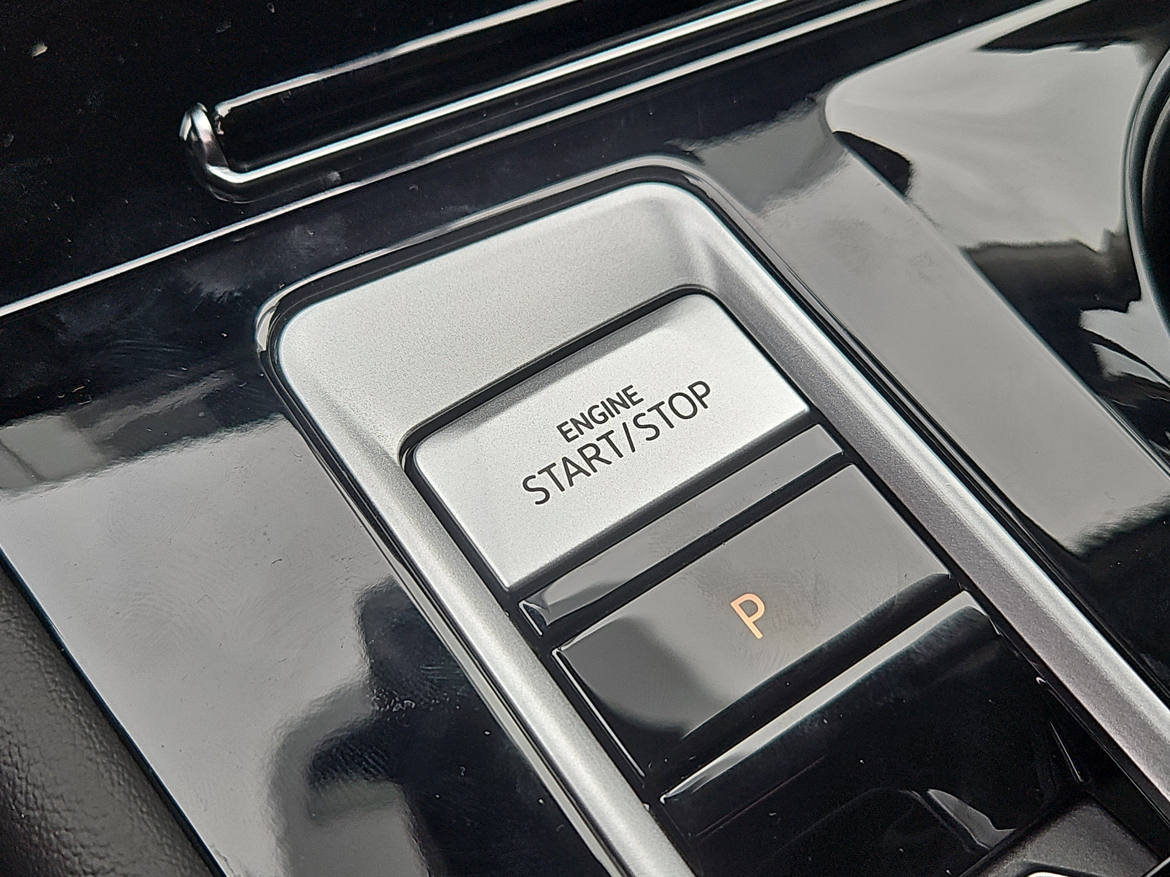 New 2026 Volkswagen Atlas SE image 13