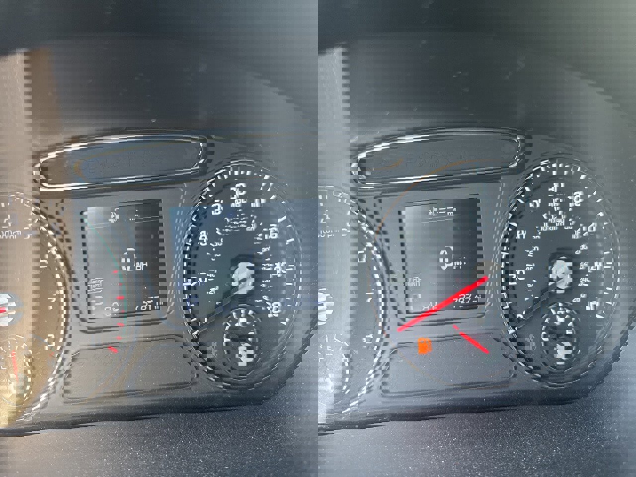 Used 2020 Kia Sorento S image 14