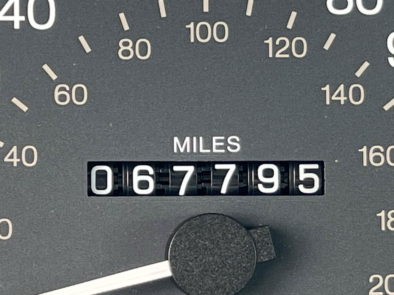 Used 1997 Cadillac Catera RWD image 23