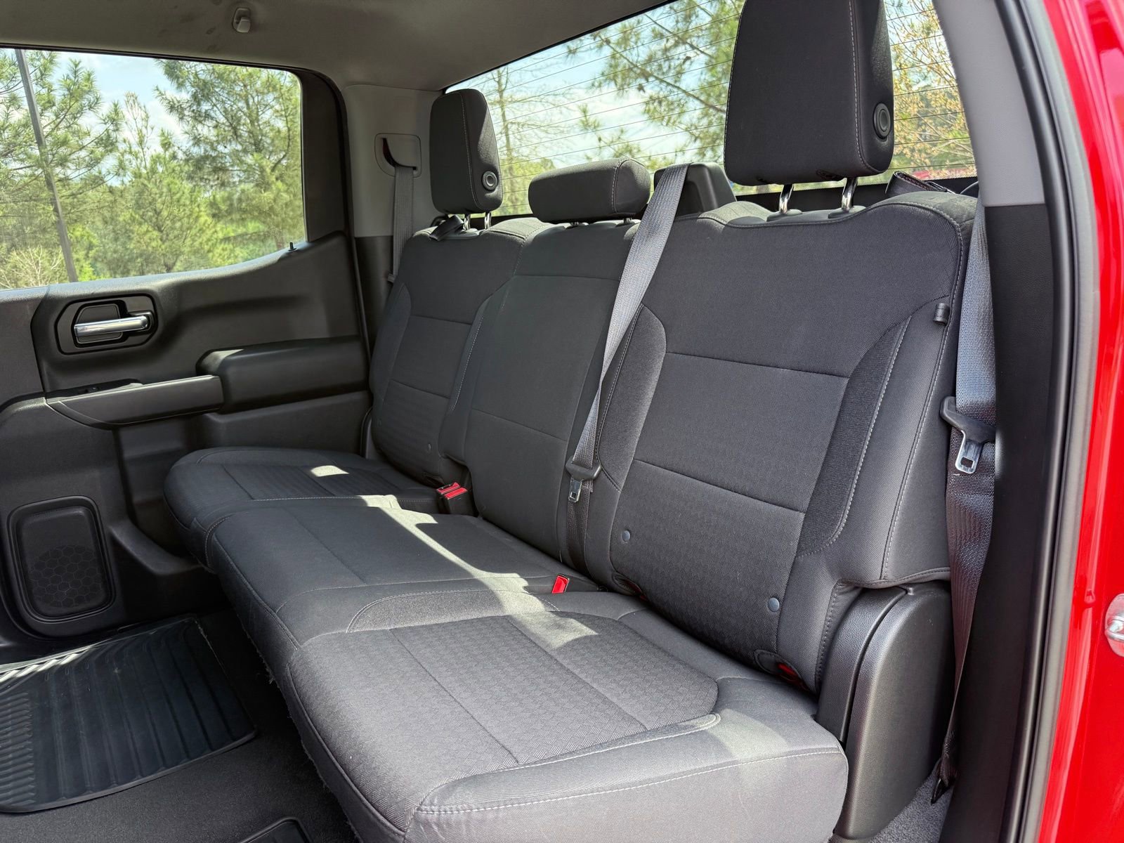 Used 2021 Chevrolet Silverado 1500 LT w/ Z71 Off-Road Package AWD/4WD image 38