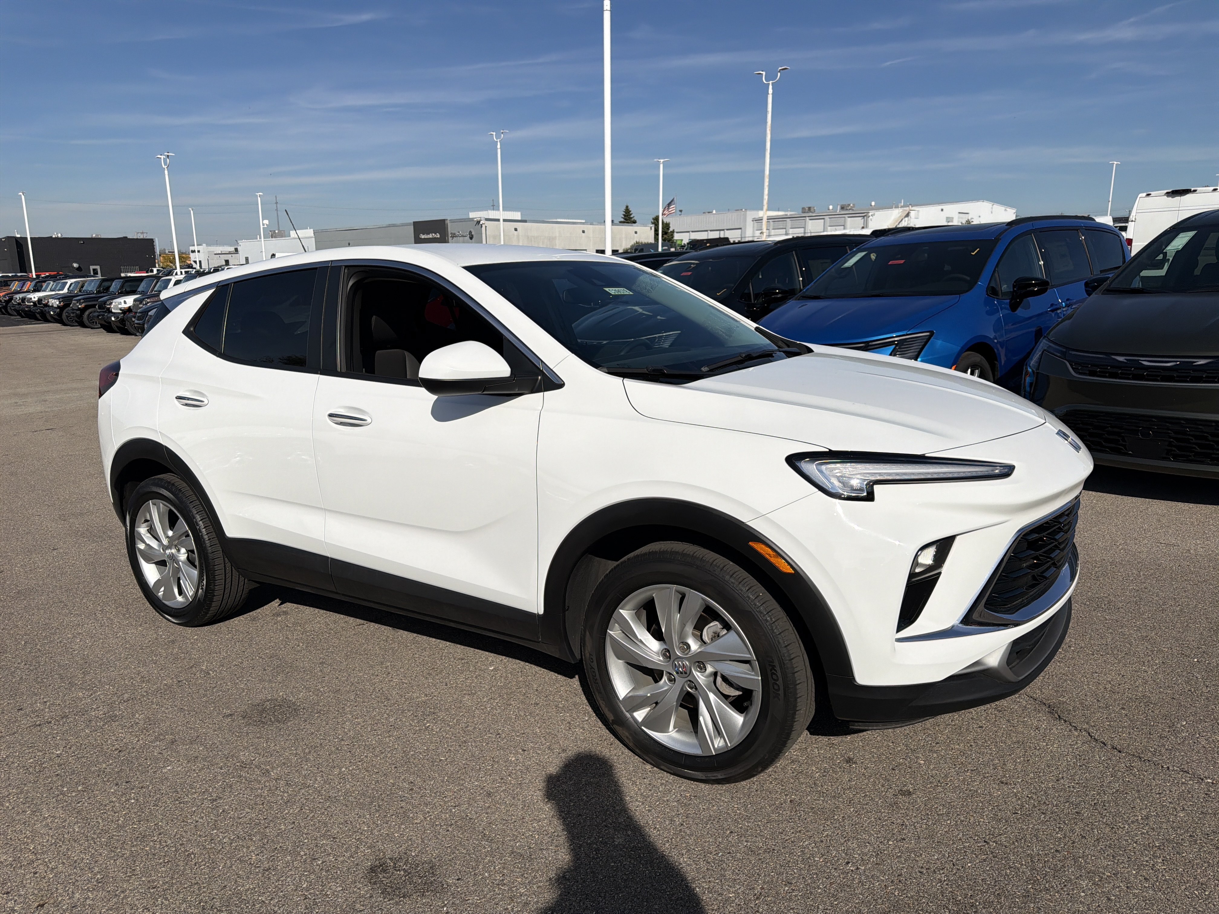 Used 2024 Buick Encore GX Preferred FWD image 12