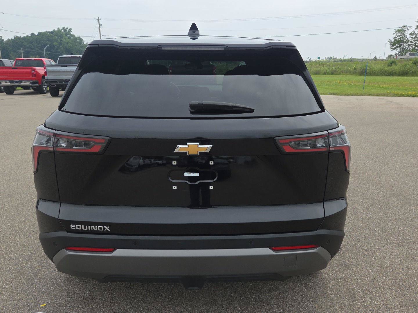 Used 2025 Chevrolet Equinox LT FWD image 4