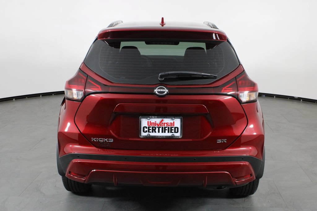 Certified 2024 Nissan Kicks SR FWD image 10