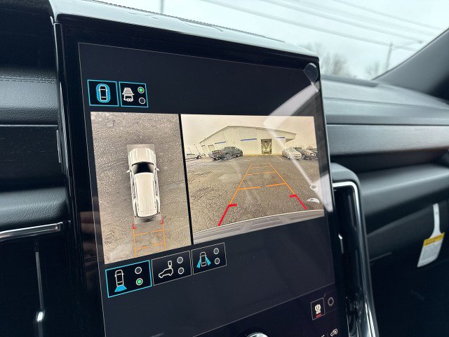 New 2026 GMC Yukon Denali w/ Sun & Power Step Package image 24