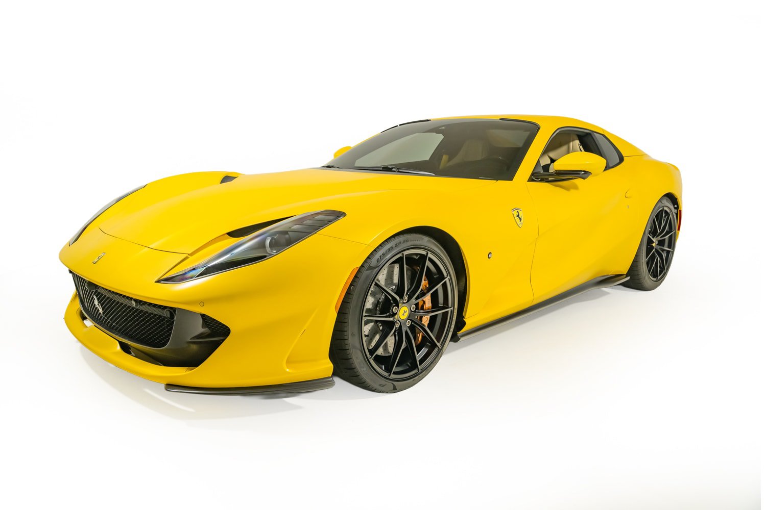 Used 2022 Ferrari 812 GTS RWD image 2