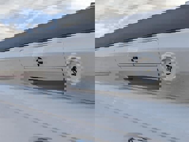 Used 2022 Ford F150 Lariat w/ Equipment Group 501A Mid image 16