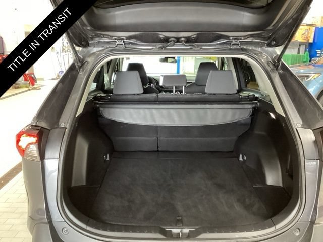 Used 2025 Toyota RAV4 XLE AWD/4WD image 14