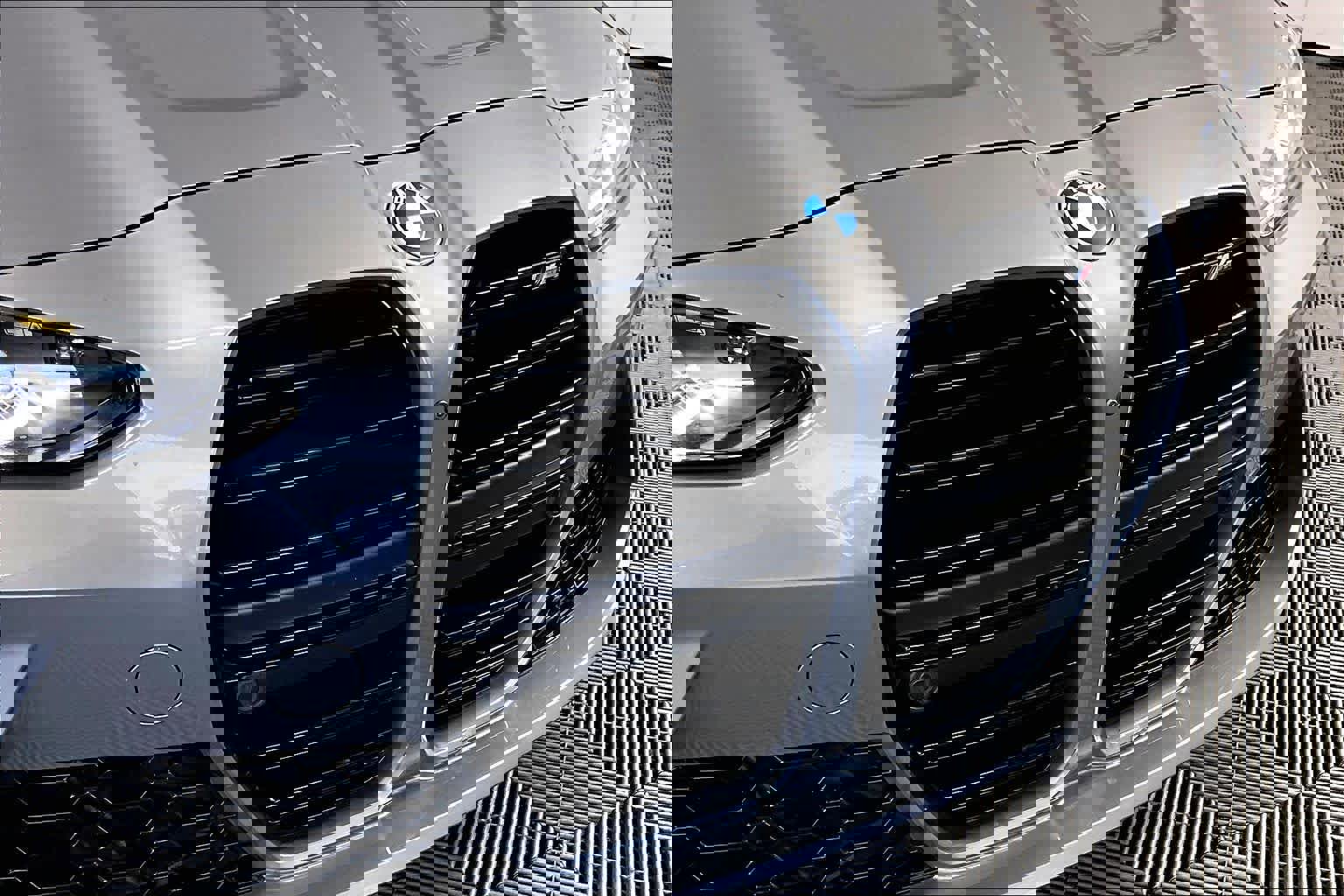 Used 2024 BMW M4 w/ Executive Package image 27