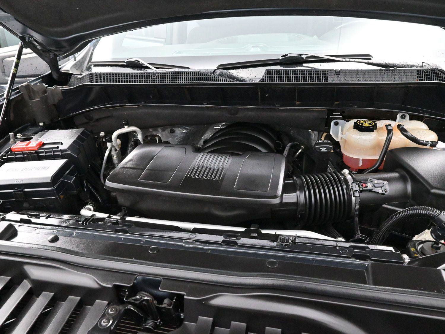 Used 2020 Chevrolet Silverado 1500 RST image 28