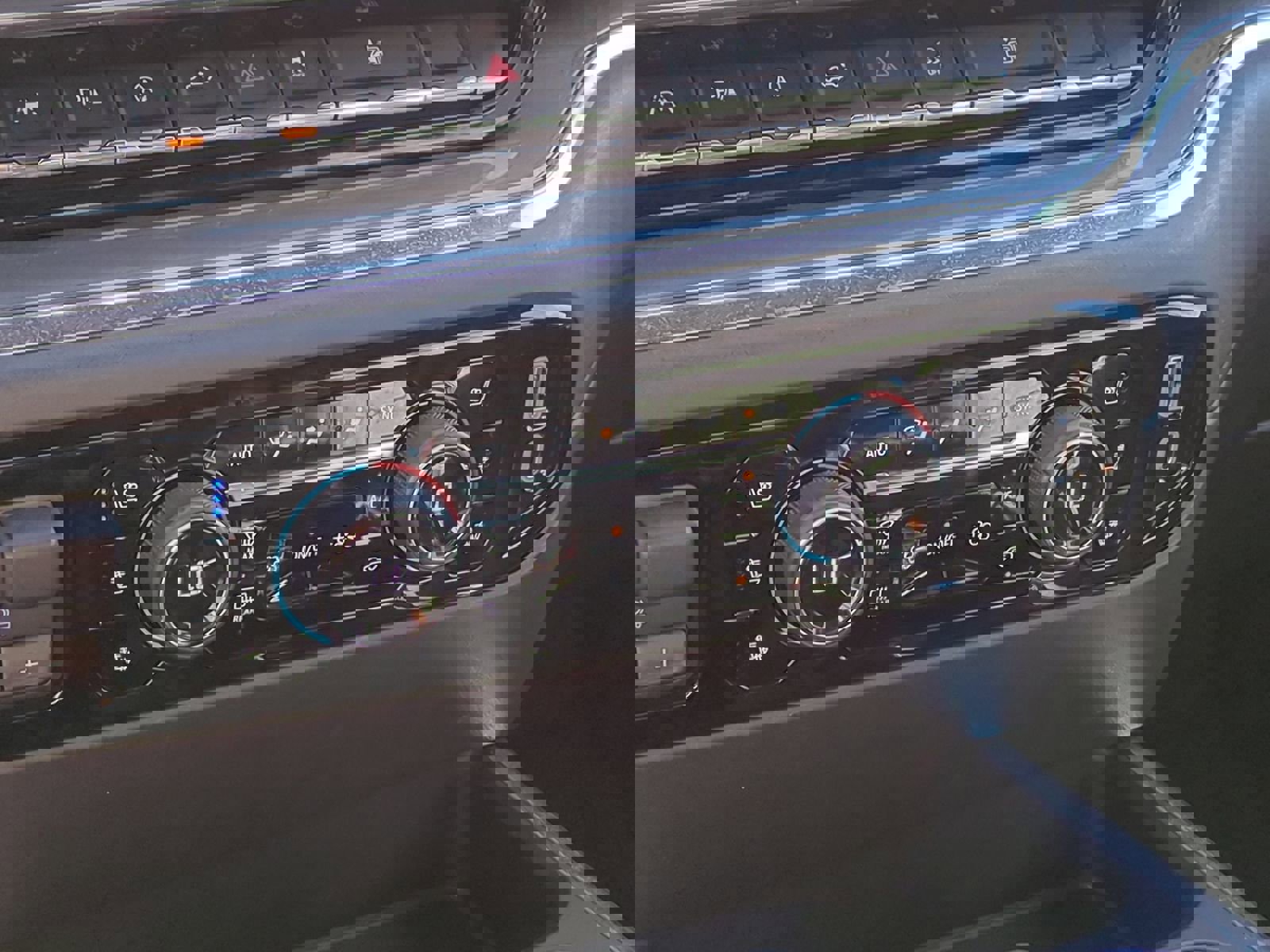 Used 2023 Chevrolet Silverado 1500 High Country w/ High Country Premium Package image 27