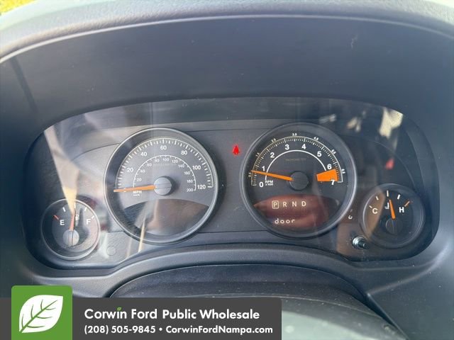 Used 2014 Jeep Patriot Latitude AWD/4WD image 16