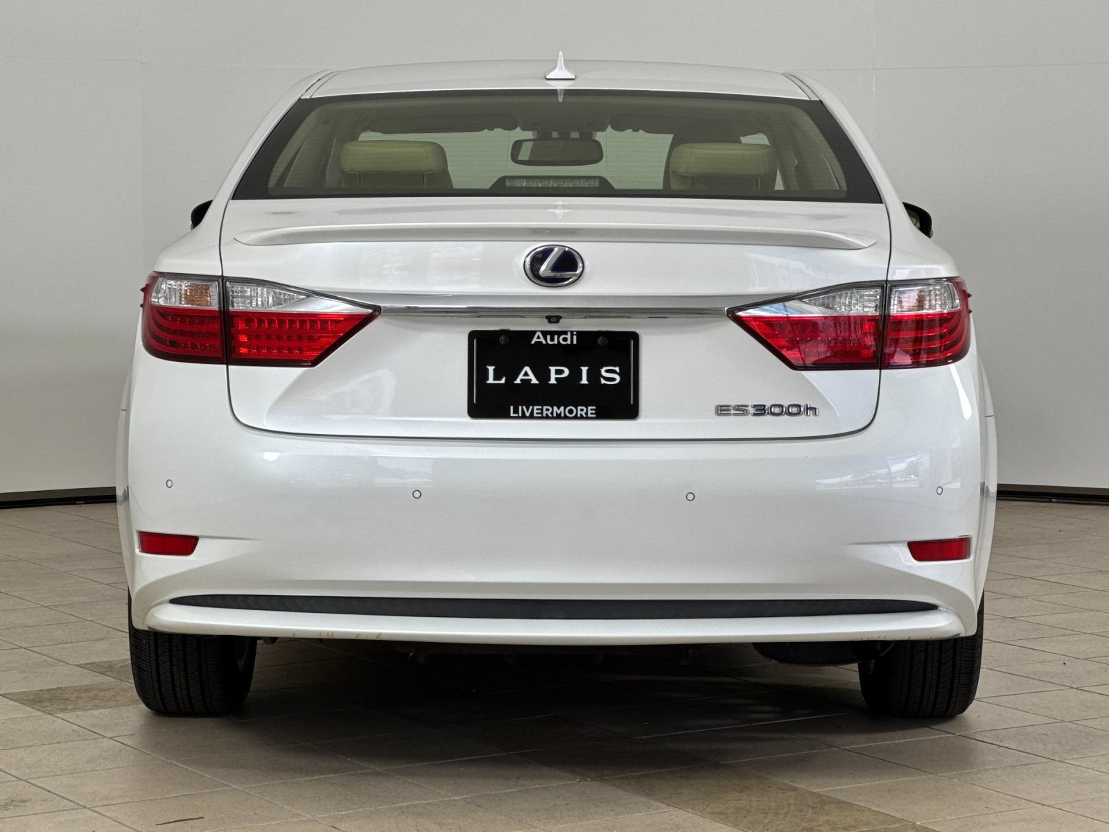Used 2013 Lexus ES 300h w/ Premium Pkg FWD image 5