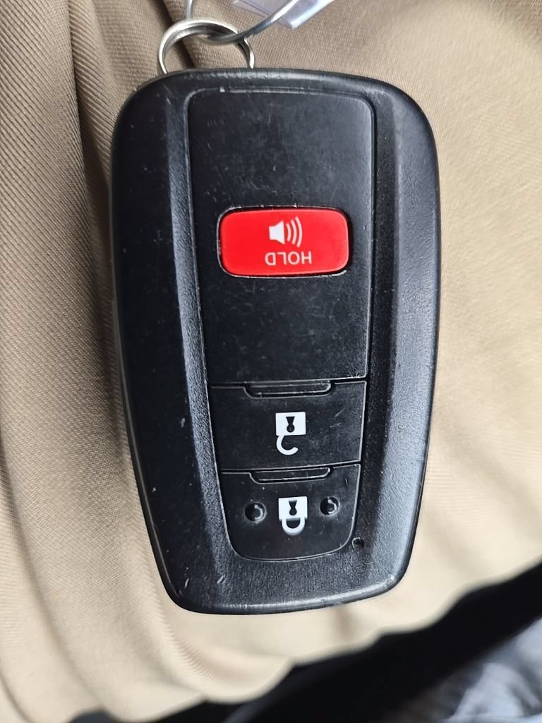 Used 2023 Toyota 4Runner TRD Off-Road AWD/4WD image 43
