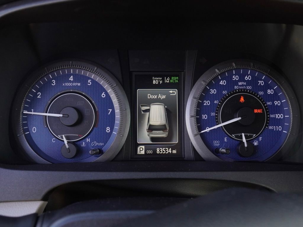 Used 2020 Toyota Sienna XLE image 16