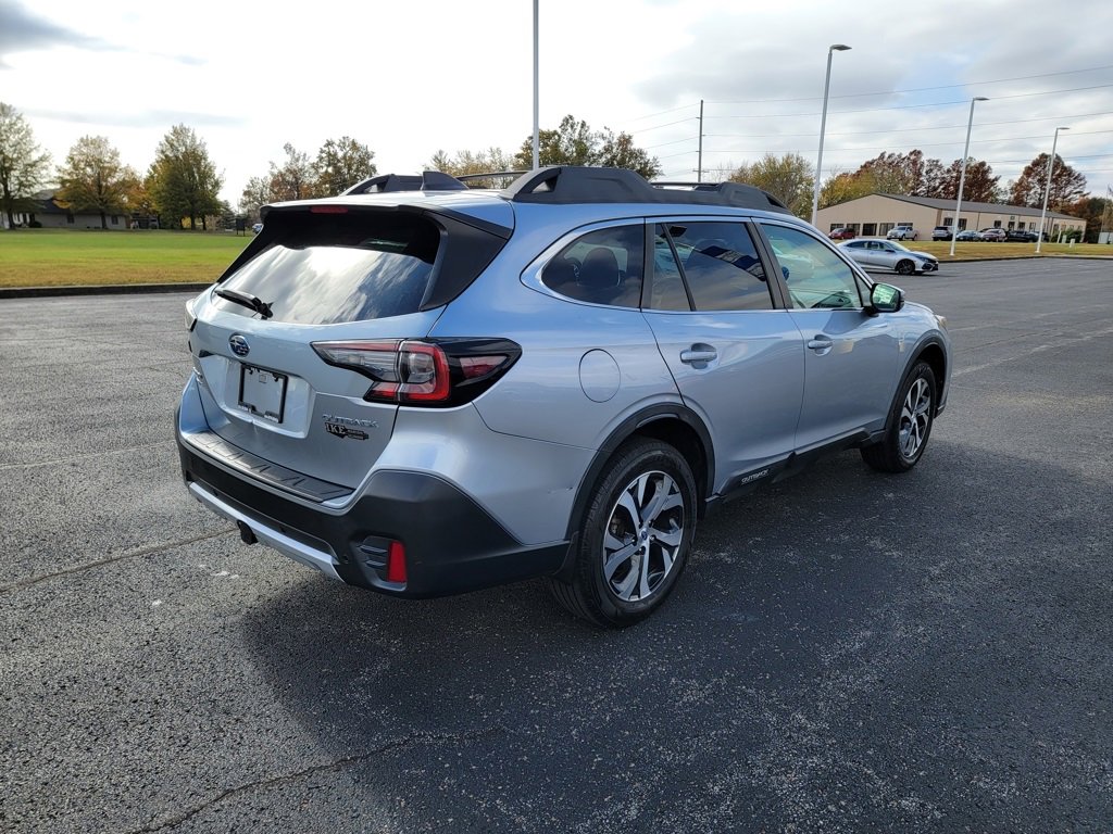 Used 2020 Subaru Outback Limited image 18