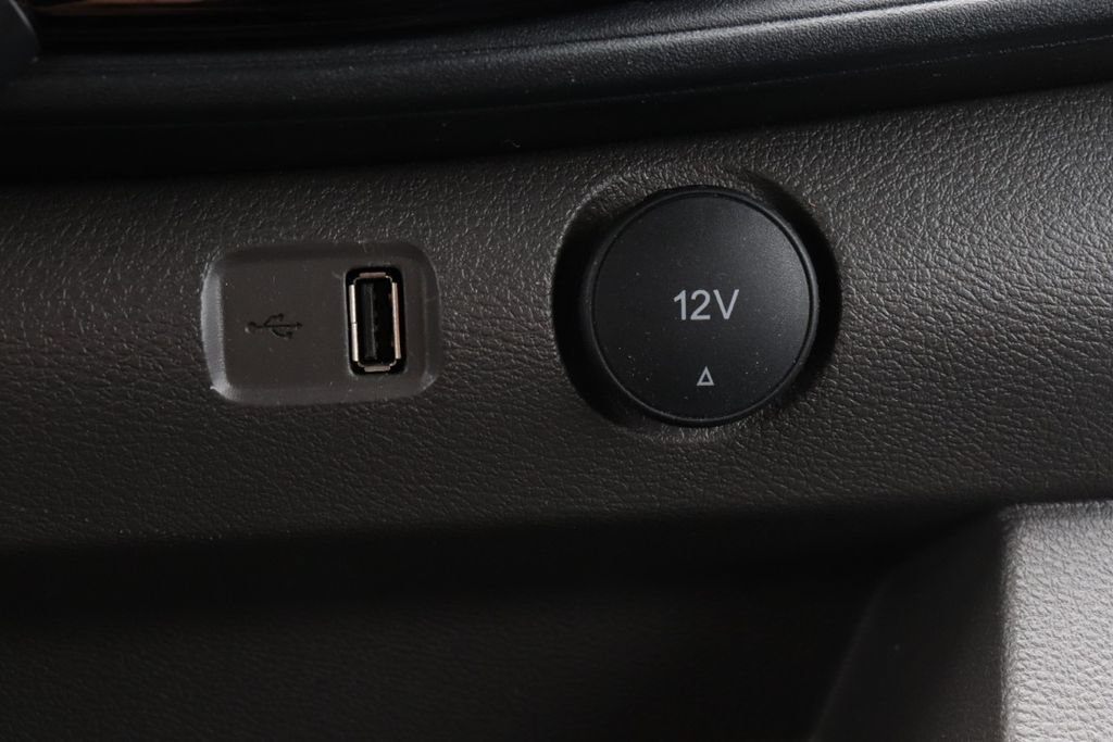 Used 2023 Ford Transit 350 XLT RWD image 19