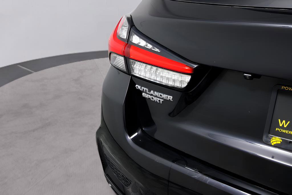 Used 2022 Mitsubishi Outlander Sport ES image 11