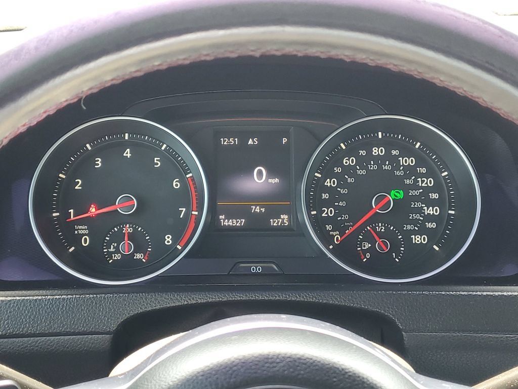 Used 2015 Volkswagen GTI SE FWD image 13