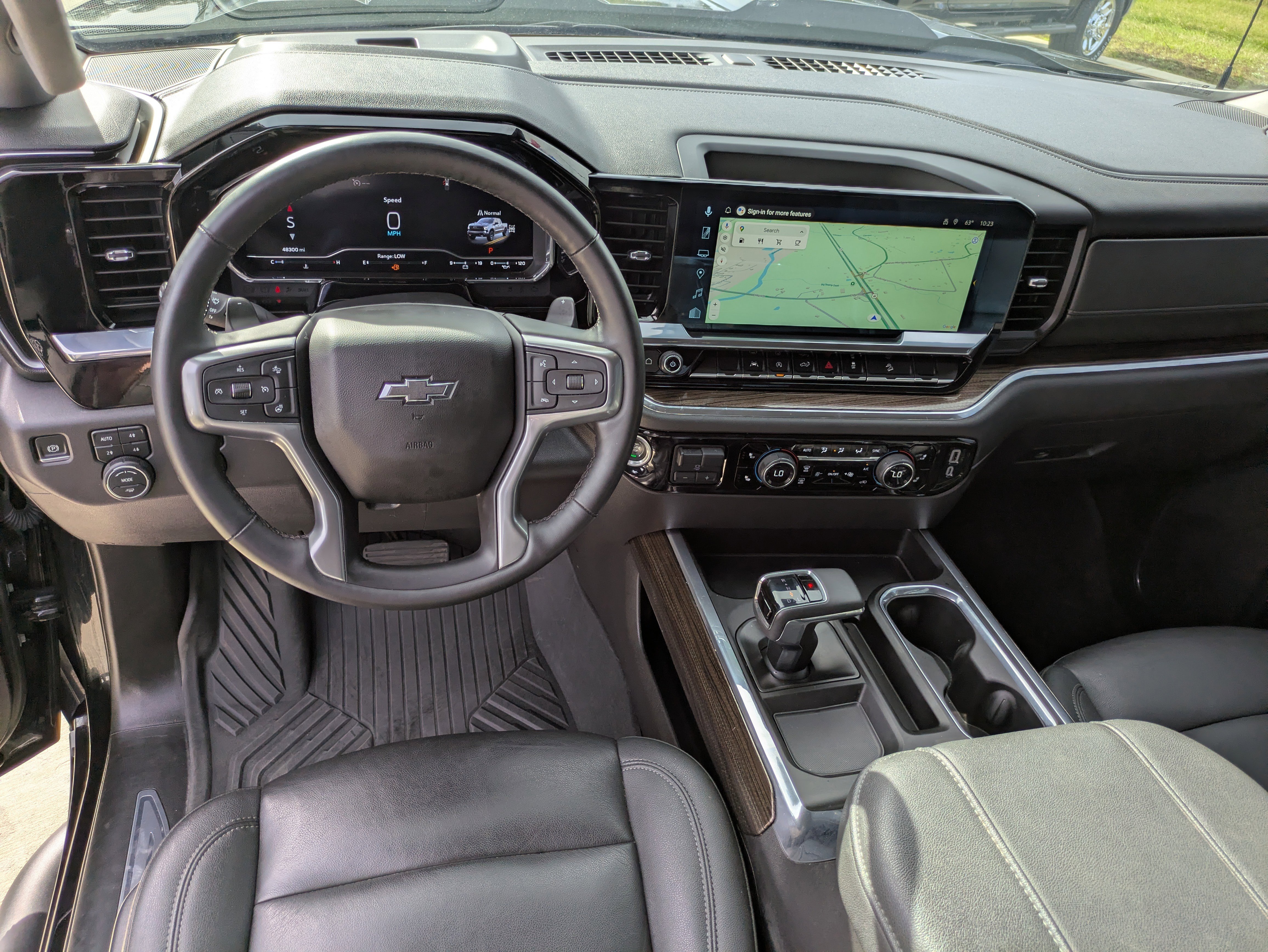 Used 2024 Chevrolet Silverado 1500 LT Trail Boss w/ Convenience Package II image 13