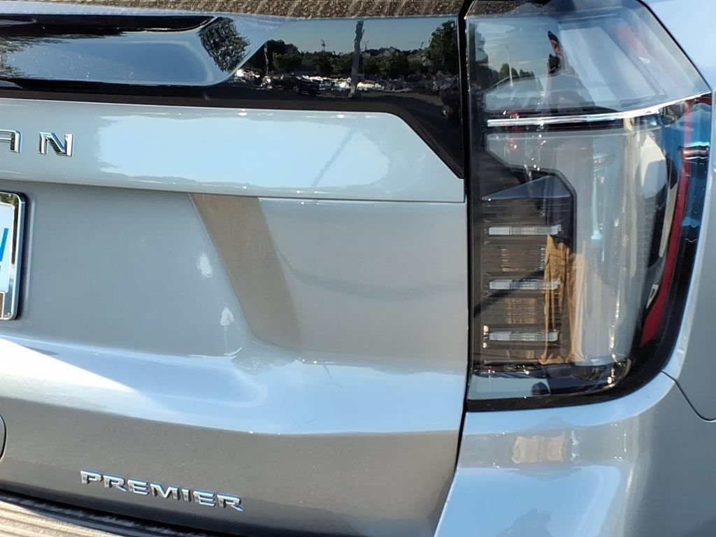 New 2026 Chevrolet Suburban Premier w/ Sun And Tow Package AWD/4WD image 8
