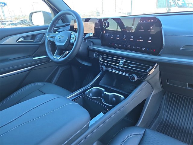 New 2026 Chevrolet Traverse LT w/ Midnight/Sport Edition image 17