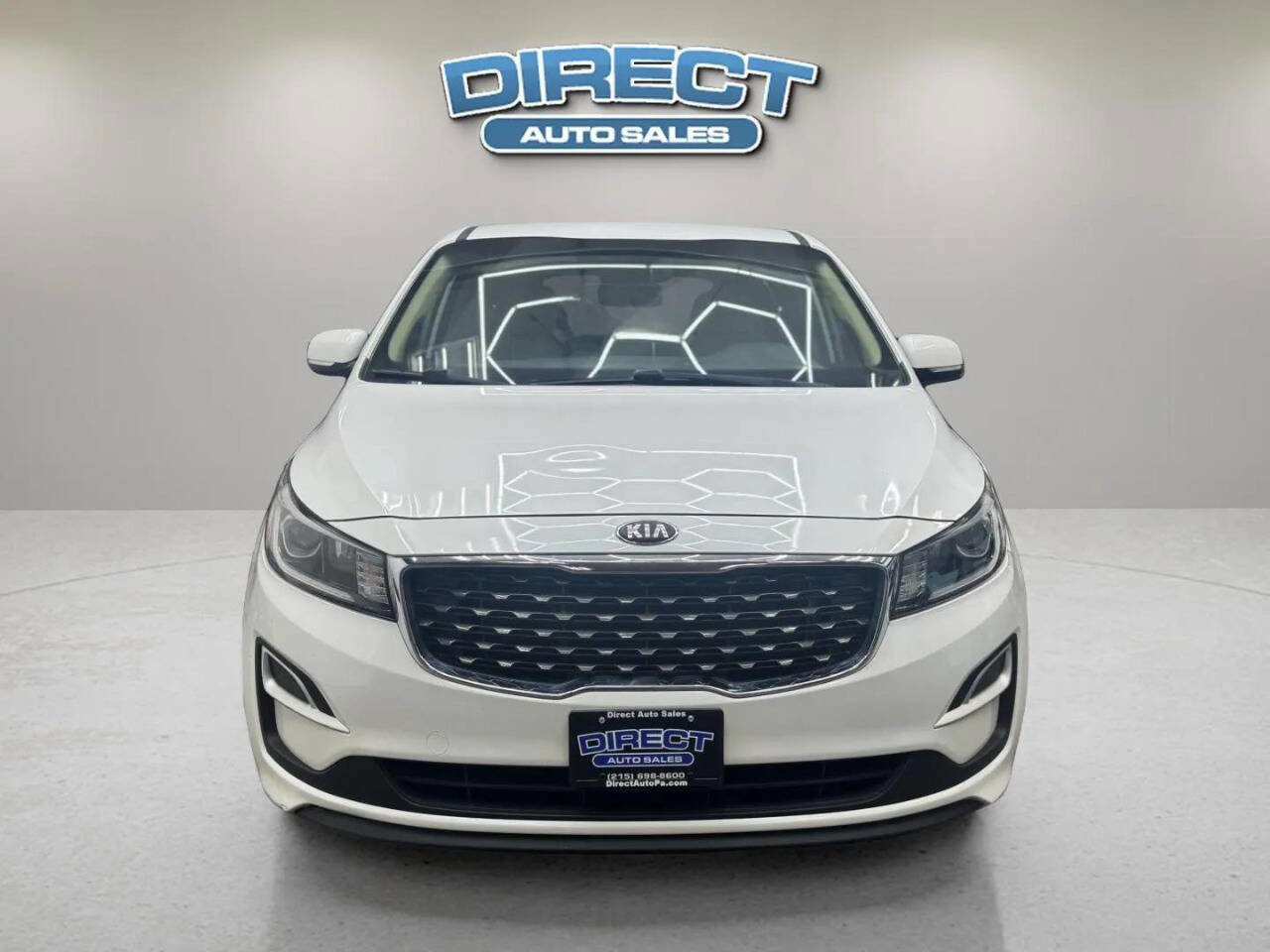 Used 2019 Kia Sedona LX FWD image 2